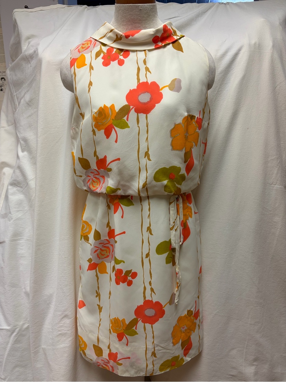1960s Floral Sleeveless Dress in Cream, Coral and Olive Green
